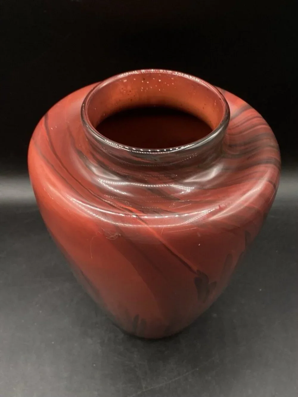 2005 Art Glass Artist Signed Dayne L Large Red Swirl Vase Vintage 8.5”